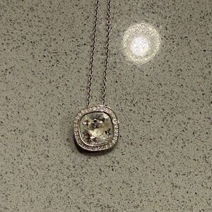 Elegant Swarovski Silver Pendant Necklace